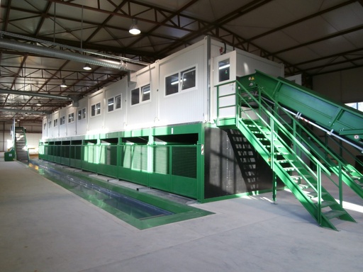 Sorting cabins for manual separation of waste